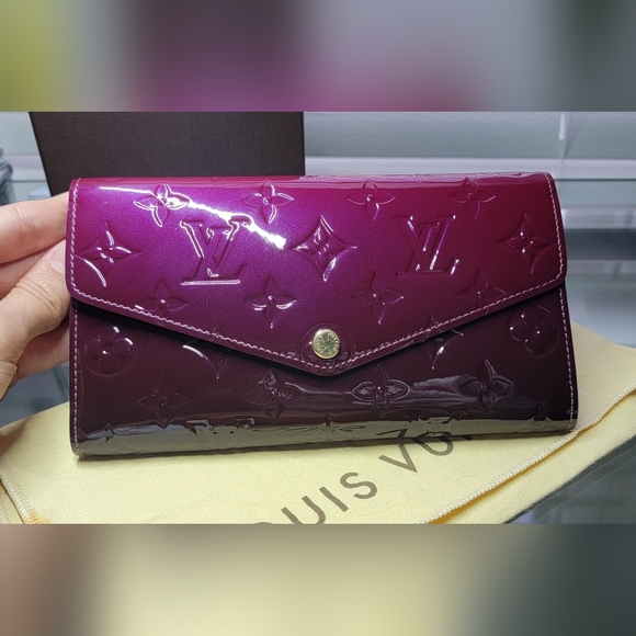 Louis Vuitton Portefeuille Sarah Vernis Wallet Amarant Purple Ombre - Picture 1 of 15
